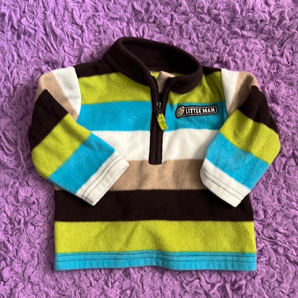 ☘️5 for $25 ☘️6 month zip sweatshirt